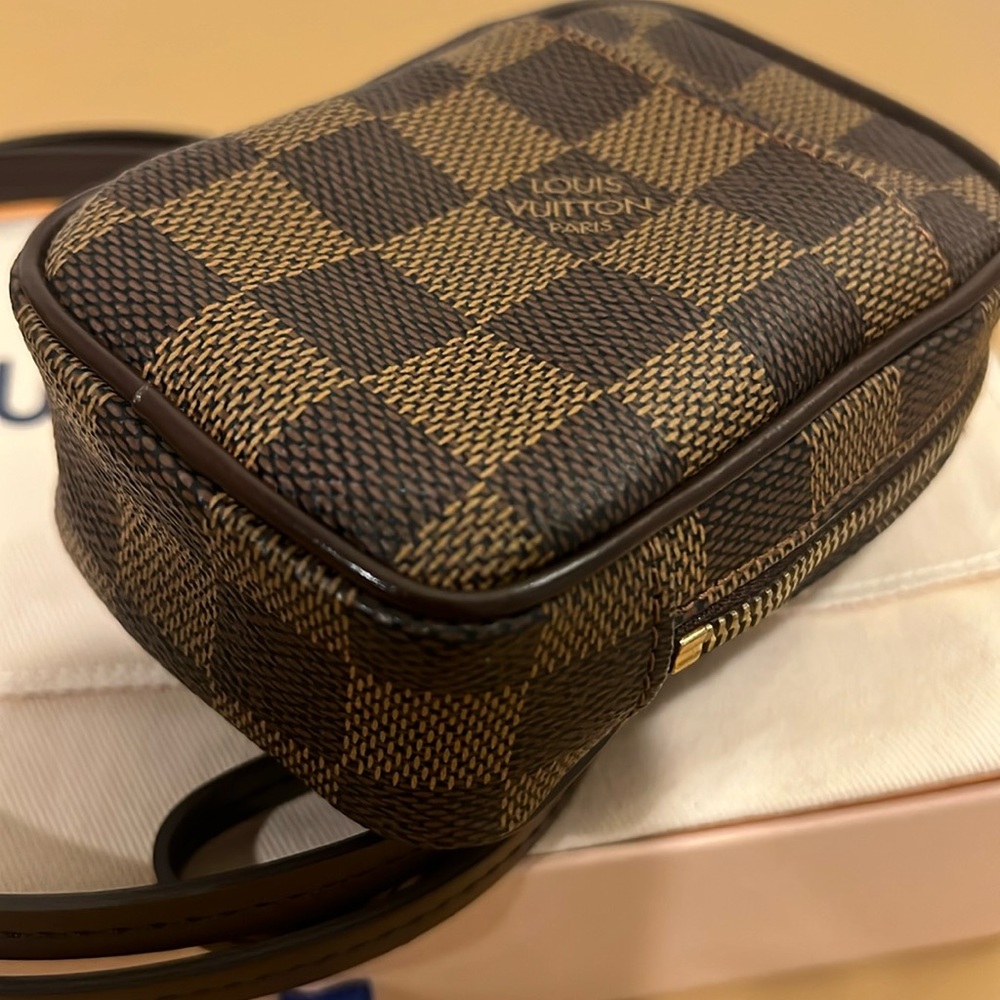 Louis Vuitton Etui Okapi Camera Case Damier PM. - Picture 8 of 11